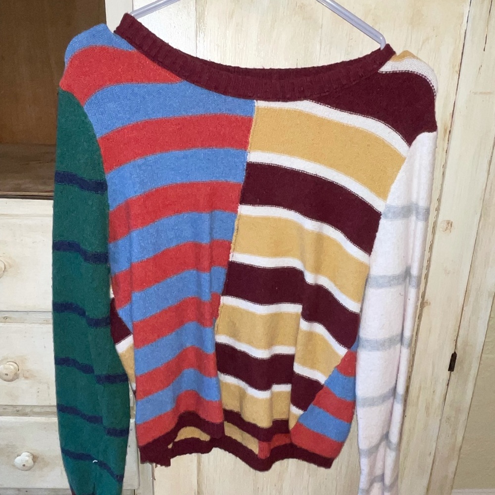 brand new american eagle sweater !!